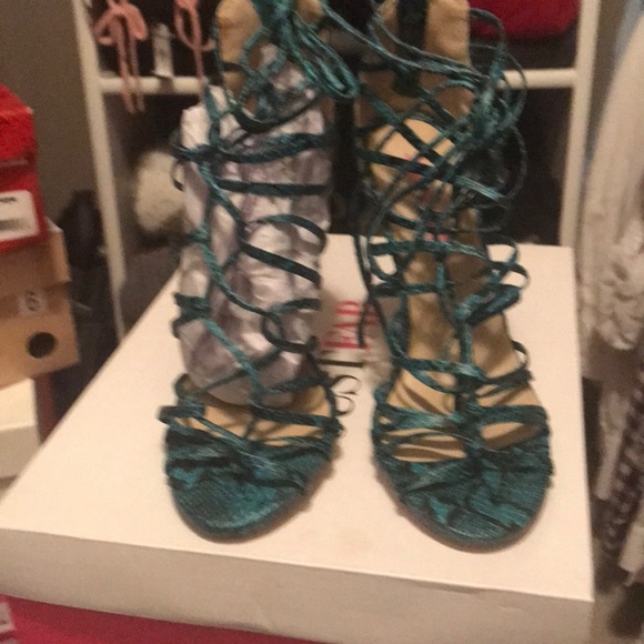 Turquoise snake print high heel sandal - Picture 2 of 2